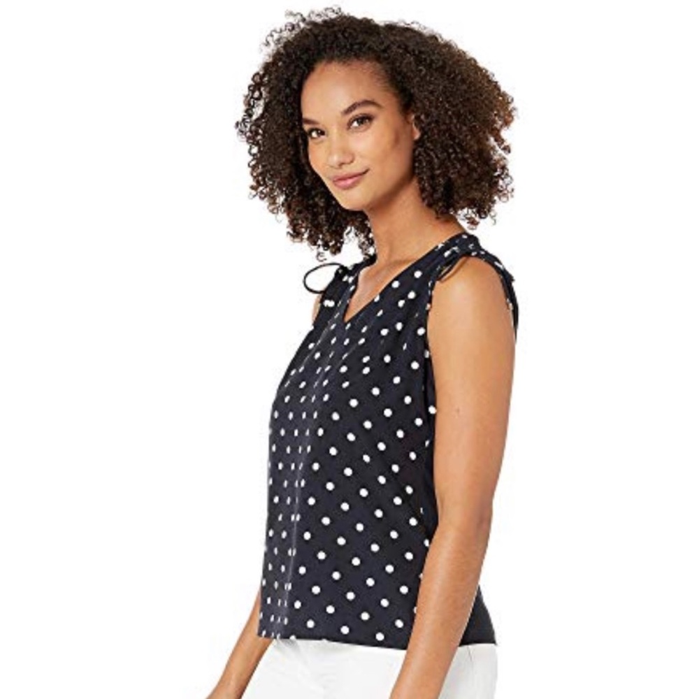 TOMMY HILFIGER POLKA DOT TOP NWT